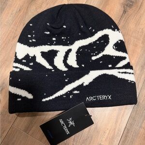 Arc'teryx Monochrome Knit Beanie